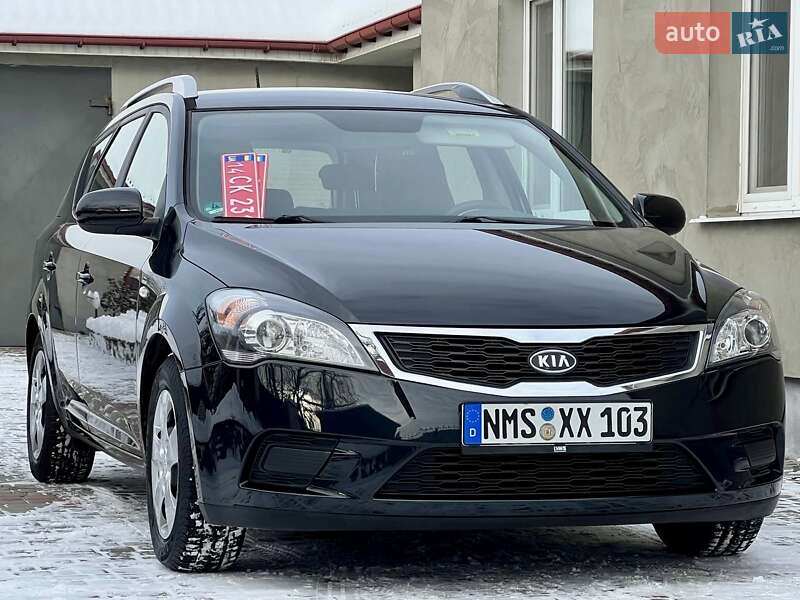 Универсал Kia Ceed 2010 в Умани