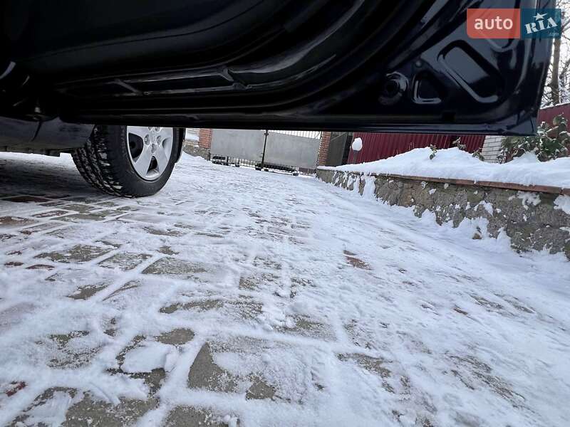 Универсал Kia Ceed 2010 в Умани