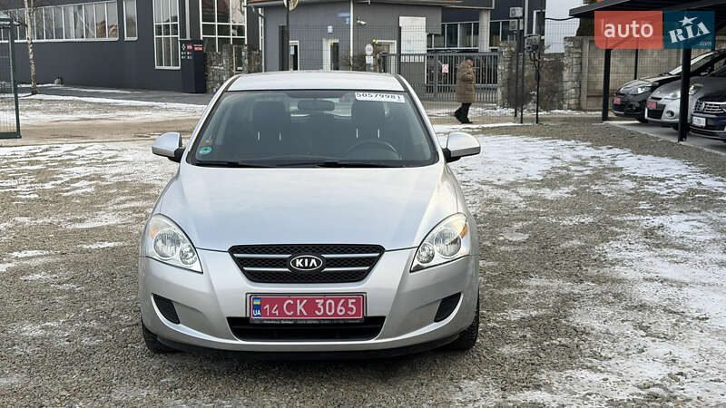 Хэтчбек Kia Ceed 2009 в Калуше фото 2 Хэтчбек Kia Ceed 2009 в Калуше