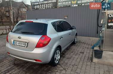 Хэтчбек Kia Ceed 2007 в Кривом Роге