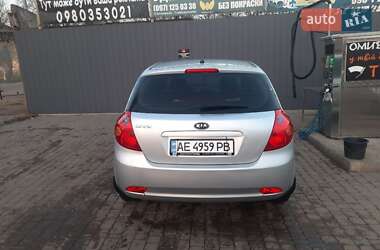 Хэтчбек Kia Ceed 2007 в Кривом Роге