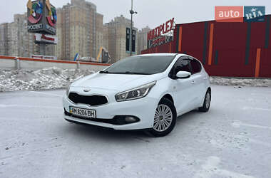 Хэтчбек Kia Ceed 2012 в Киеве