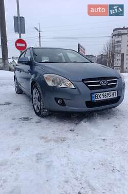 Хетчбек Kia Ceed 2007 в Хмельницькому