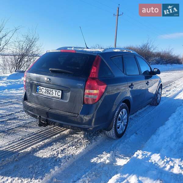 Универсал Kia Ceed 2008 в Стрые