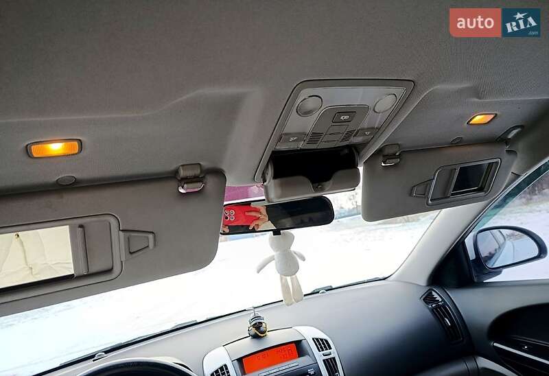 Универсал Kia Ceed 2007 в Миргороде