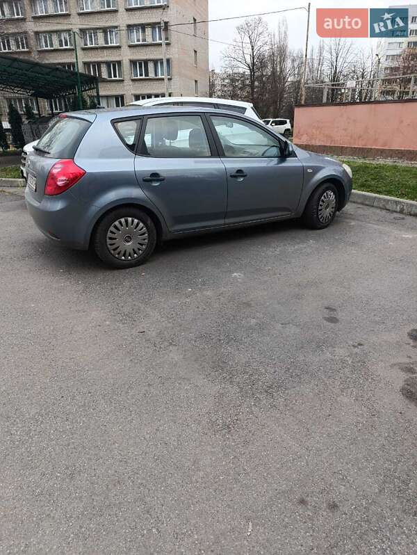 Хетчбек Kia Ceed 2007 в Харкові фото Хетчбек Kia Ceed 2007 в Харкові
