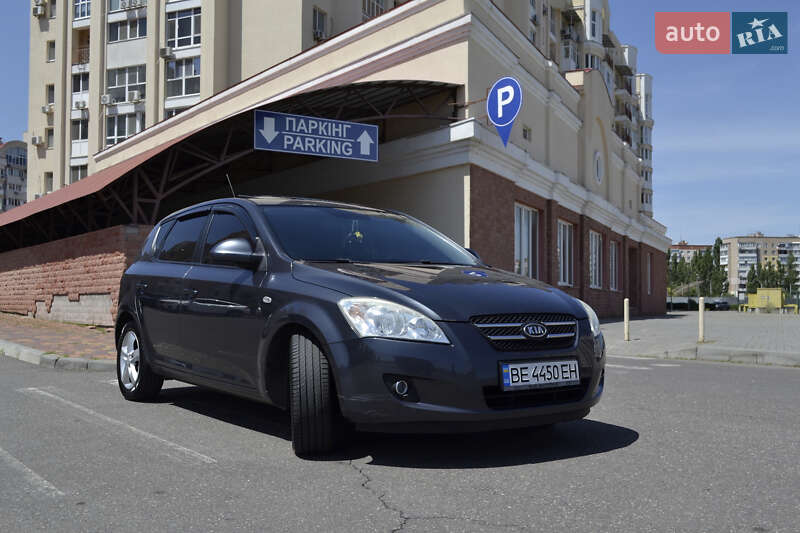 Хетчбек Kia Ceed 2007 в Миколаєві