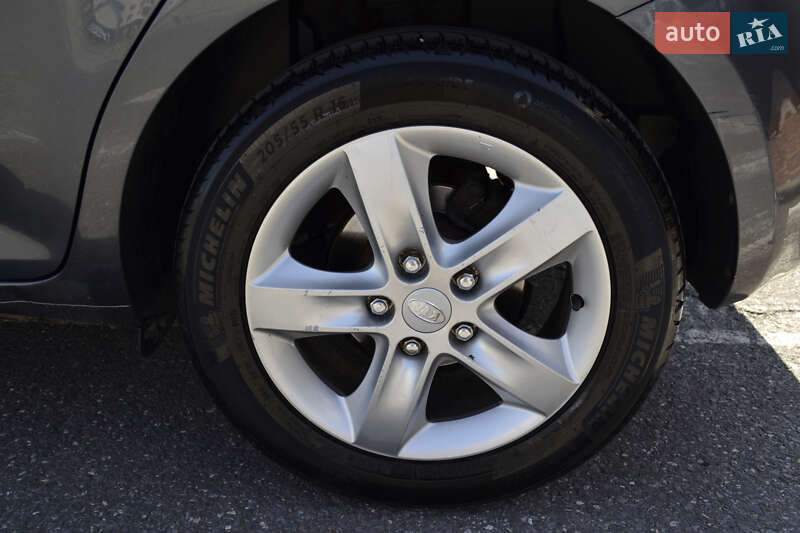 Хетчбек Kia Ceed 2007 в Миколаєві