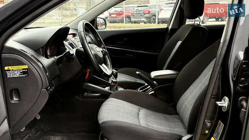 Универсал Kia Ceed 2012 в Запорожье