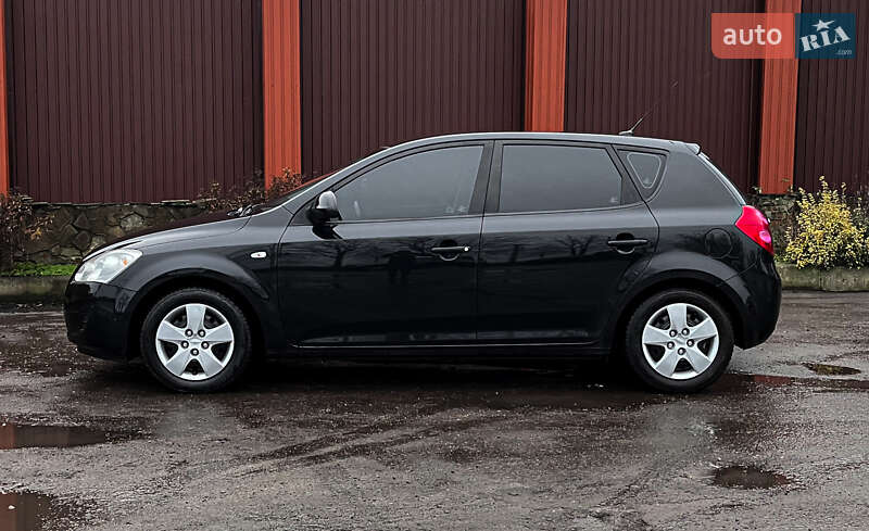 Хэтчбек Kia Ceed 2007 в Черкассах