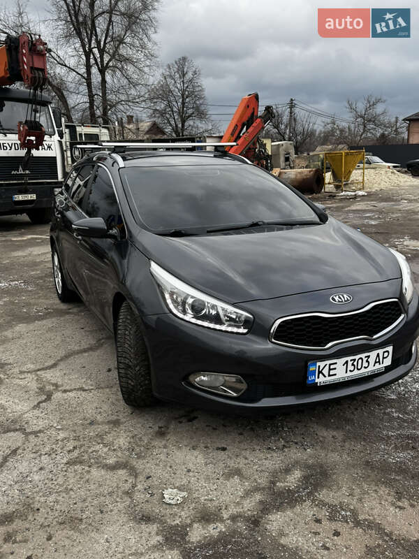 Универсал Kia Ceed 2013 в Кривом Роге
