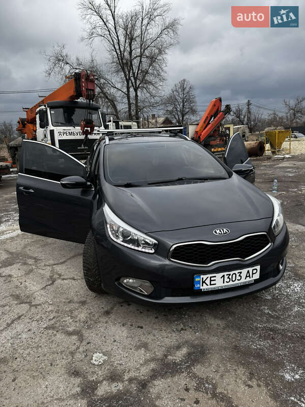 Универсал Kia Ceed 2013 в Кривом Роге