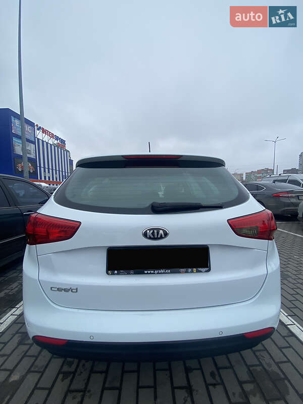 Универсал Kia Ceed 2013 в Львове