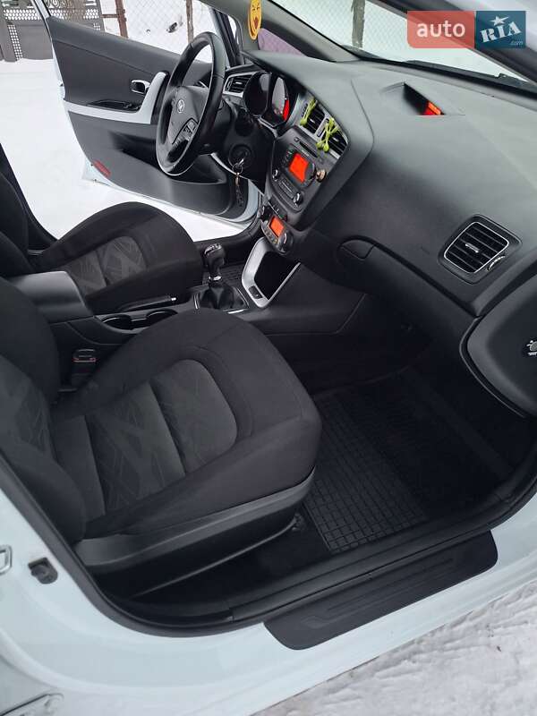 Универсал Kia Ceed 2015 в Шептицькому