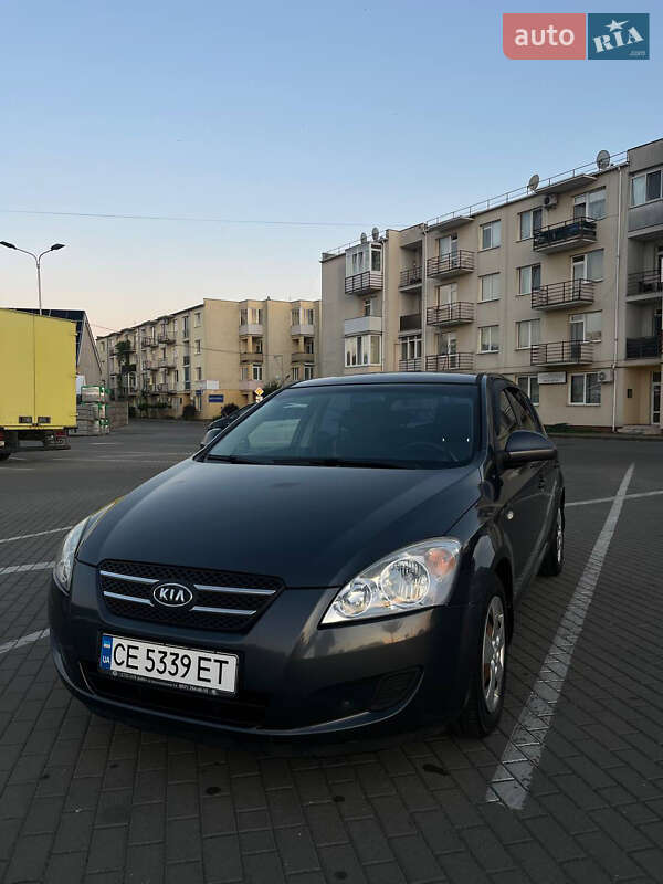 Хэтчбек Kia Ceed 2009 в Ужгороде фото 2 Хэтчбек Kia Ceed 2009 в Ужгороде