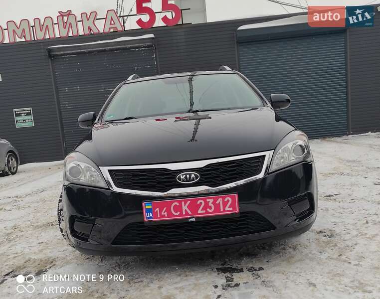 Универсал Kia Ceed 2010 в Каменском