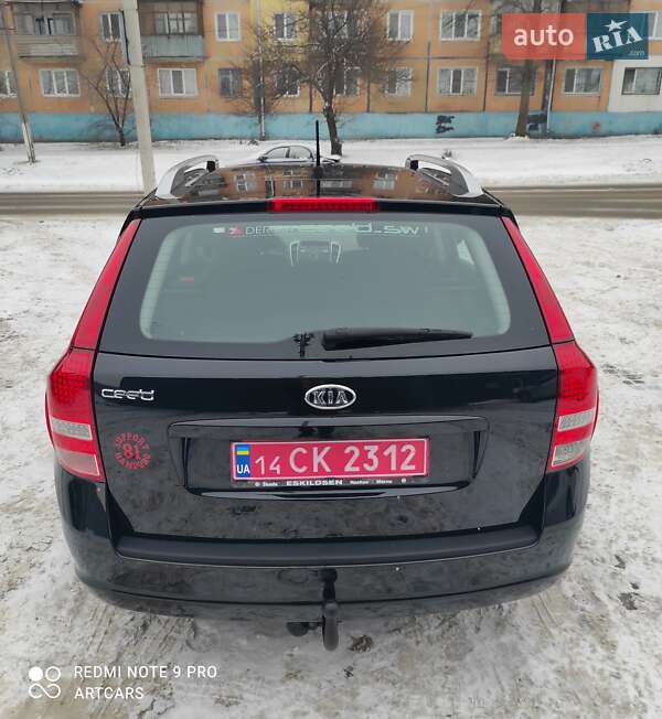 Универсал Kia Ceed 2010 в Каменском