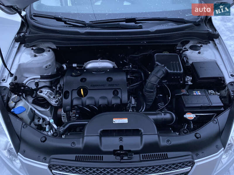 Хэтчбек Kia Ceed 2008 в Виннице