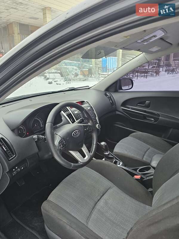 Универсал Kia Ceed 2010 в Киеве фото 12 Универсал Kia Ceed 2010 в Киеве