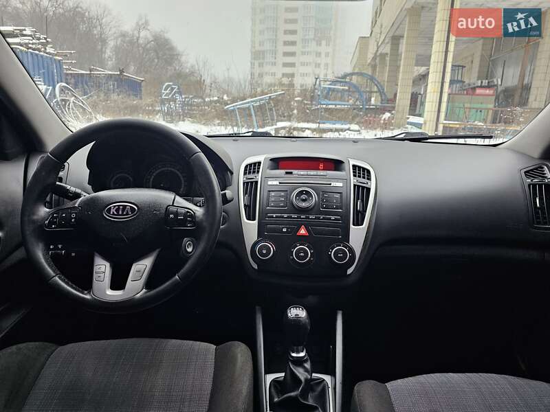 Универсал Kia Ceed 2010 в Киеве фото 19 Универсал Kia Ceed 2010 в Киеве