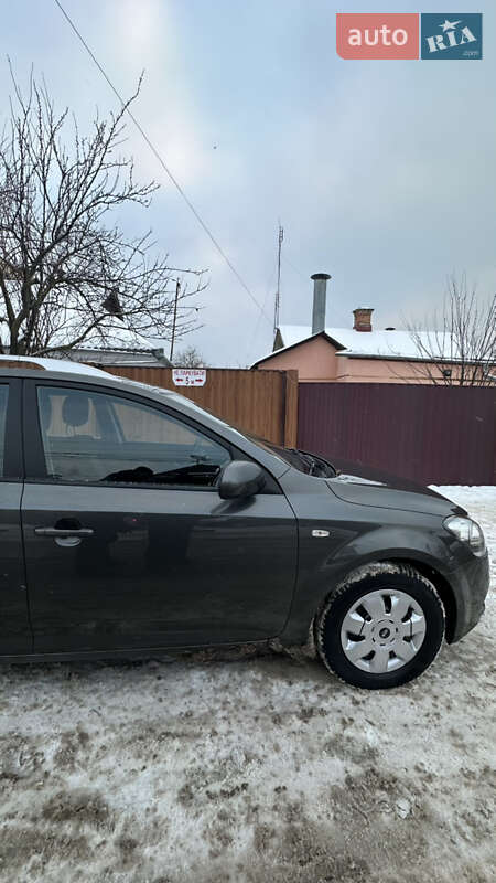 Универсал Kia Ceed 2010 в Виннице