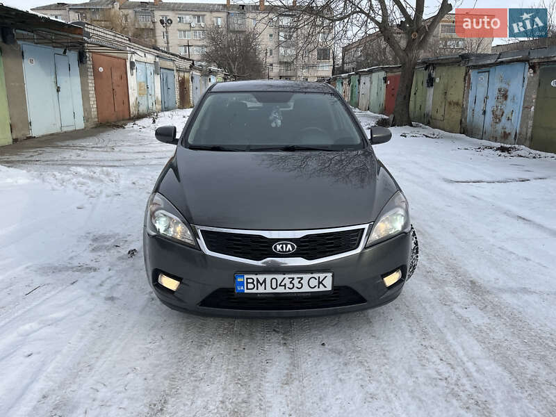 Хетчбек Kia Ceed 2011 в Ладижині