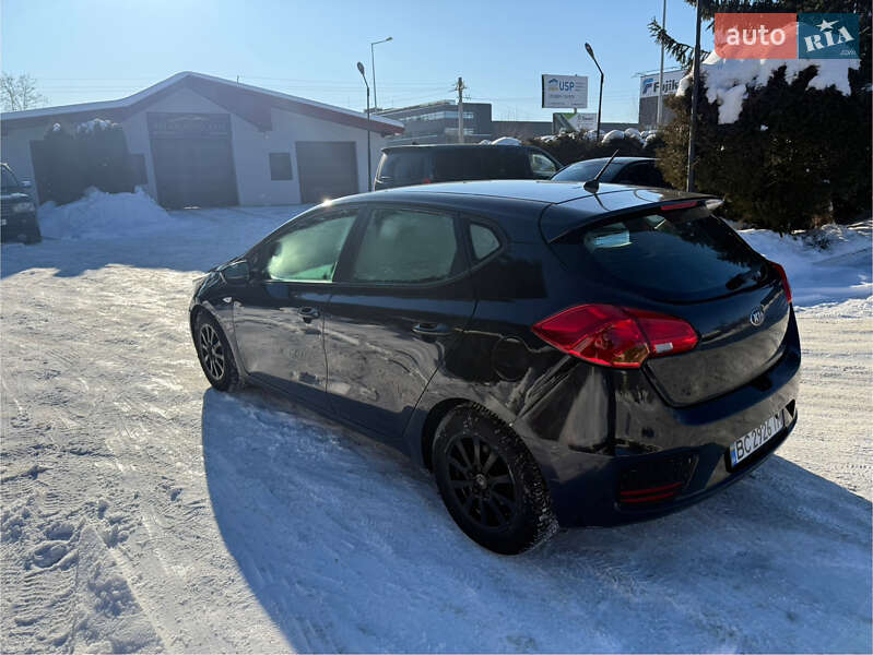 Хетчбек Kia Ceed 2013 в Львові