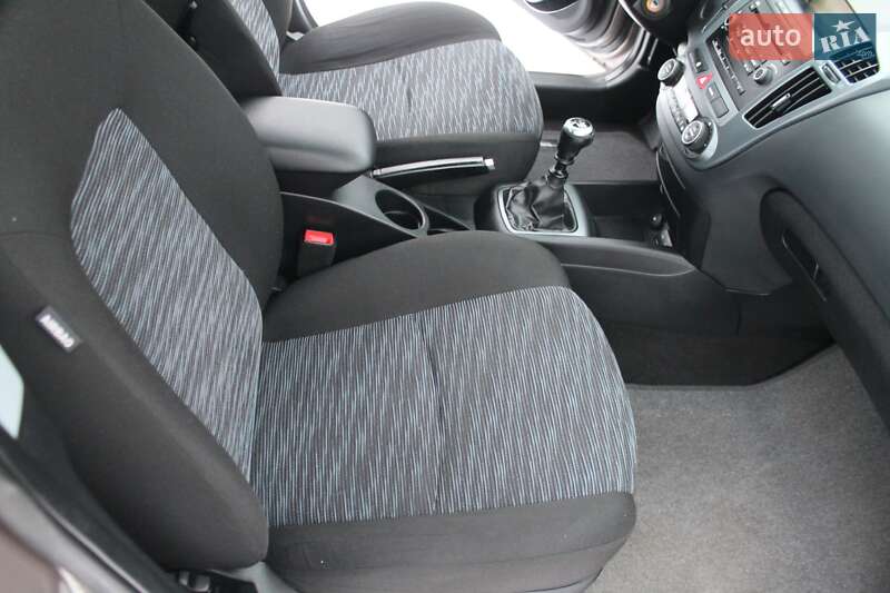 Хетчбек Kia Ceed 2009 в Білій Церкві фото 35 Хетчбек Kia Ceed 2009 в Білій Церкві