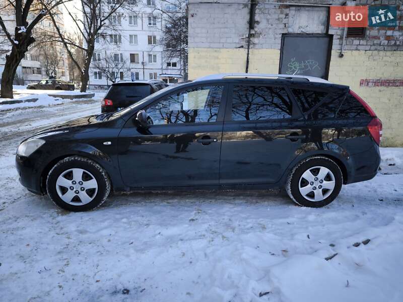 Універсал Kia Ceed 2009 в Харкові