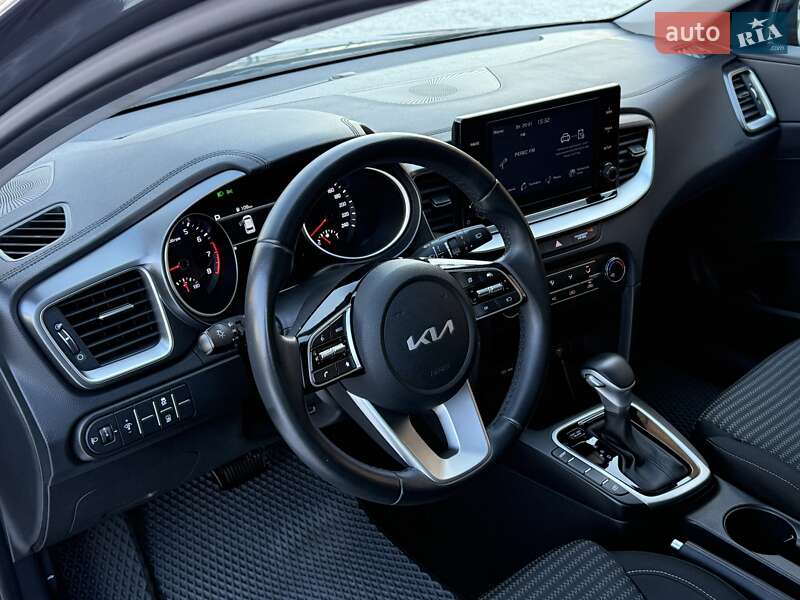 Хэтчбек Kia Ceed 2022 в Киеве