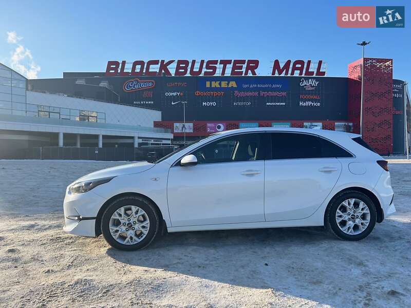 Хетчбек Kia Ceed 2022 в Києві фото 4 Хетчбек Kia Ceed 2022 в Києві