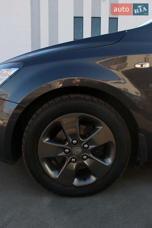 Хэтчбек Kia Ceed 2008 в Мукачево фото 12 Хэтчбек Kia Ceed 2008 в Мукачево