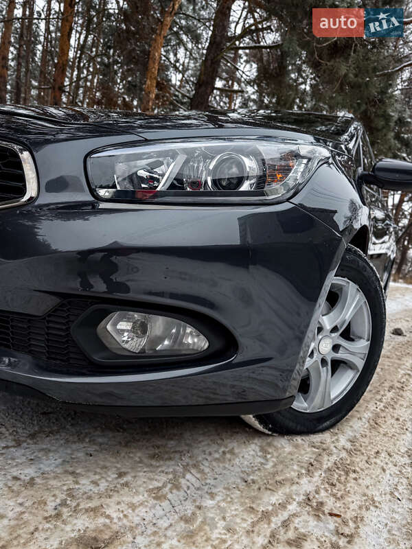 Универсал Kia Ceed 2012 в Киеве