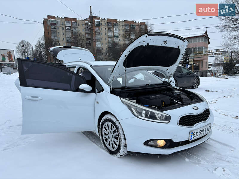 Универсал Kia Ceed 2015 в Хмельницком