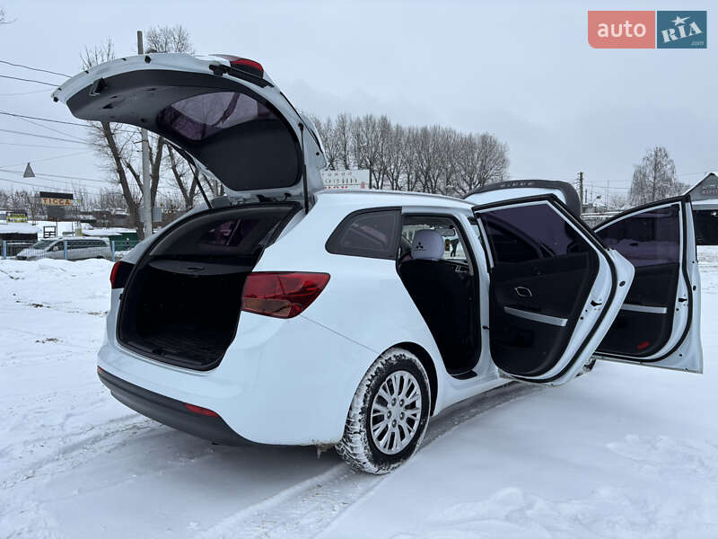 Универсал Kia Ceed 2015 в Хмельницком