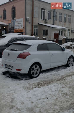 Хэтчбек Kia Ceed 2008 в Звягеле