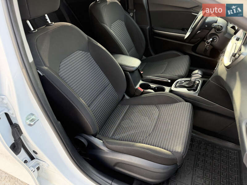 Универсал Kia Ceed 2023 в Киеве фото 22 Универсал Kia Ceed 2023 в Киеве