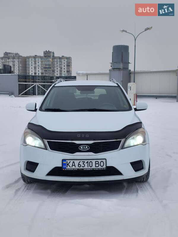 Універсал Kia Ceed 2012 в Києві фото 6 Універсал Kia Ceed 2012 в Києві