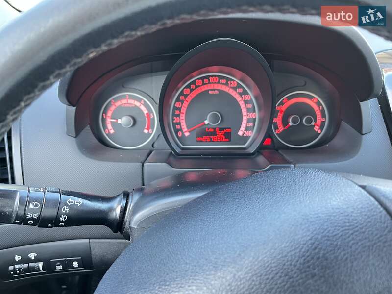 Хетчбек Kia Ceed 2010 в Хмельницькому фото 12 Хетчбек Kia Ceed 2010 в Хмельницькому