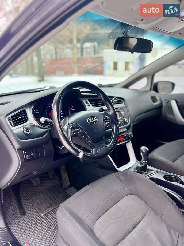 Універсал Kia Ceed 2012 в Чернігові фото 9 Універсал Kia Ceed 2012 в Чернігові