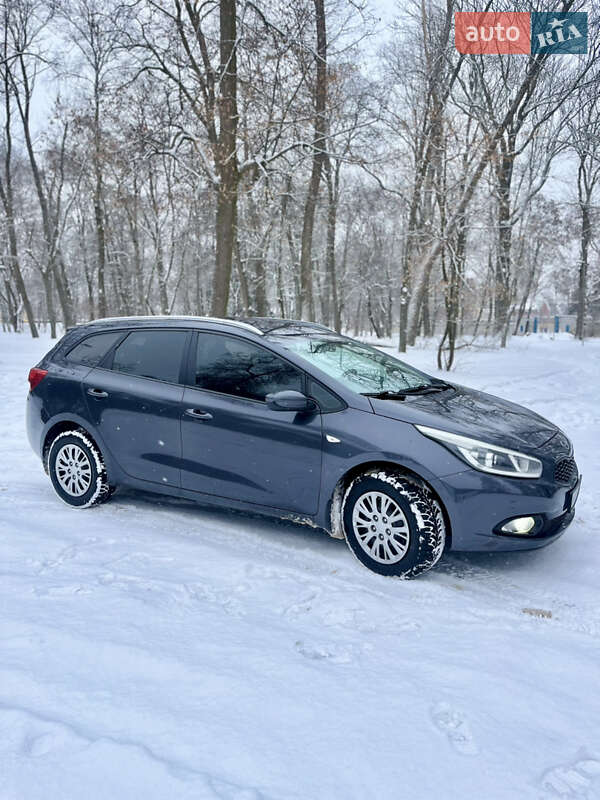 Універсал Kia Ceed 2012 в Чернігові фото 3 Універсал Kia Ceed 2012 в Чернігові