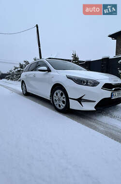 Универсал Kia Ceed 2022 в Киеве