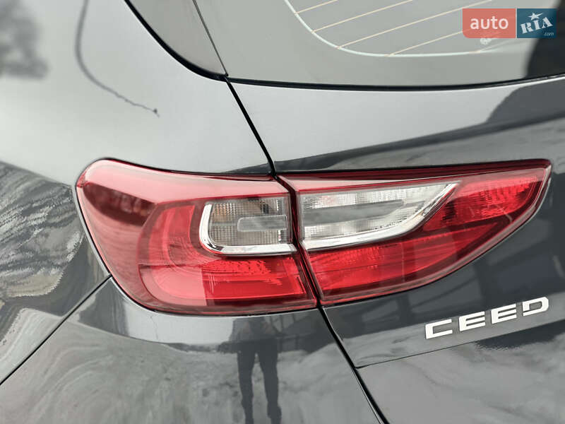 Хэтчбек Kia Ceed 2022 в Виннице