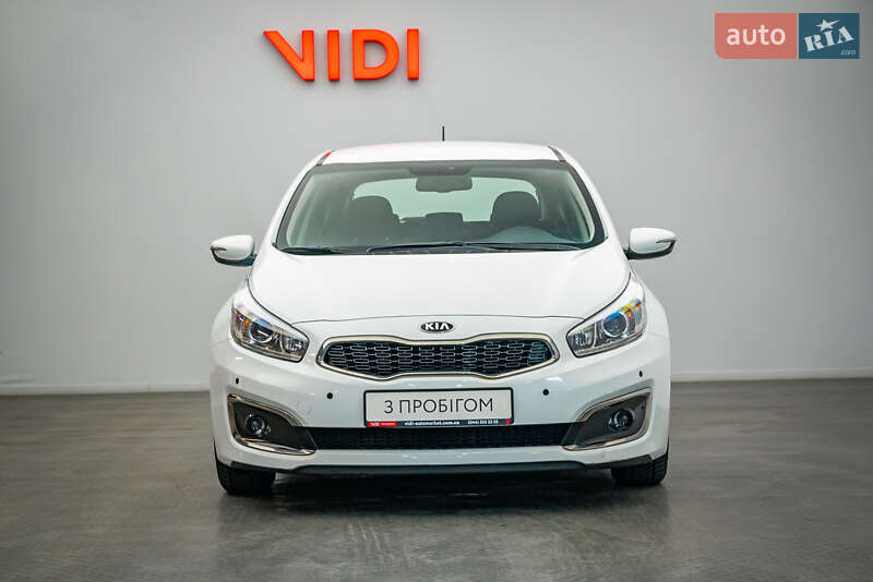 Хетчбек Kia Ceed 2016 в Києві