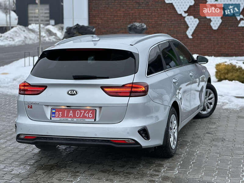 Универсал Kia Ceed 2018 в Луцке