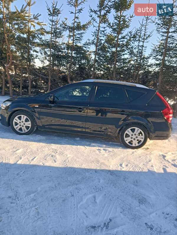 Универсал Kia Ceed 2010 в Виннице