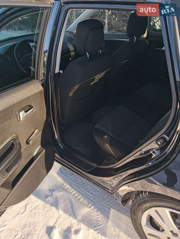 Универсал Kia Ceed 2010 в Виннице