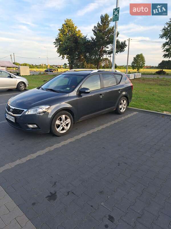Универсал Kia Ceed 2010 в Ивано-Франковске