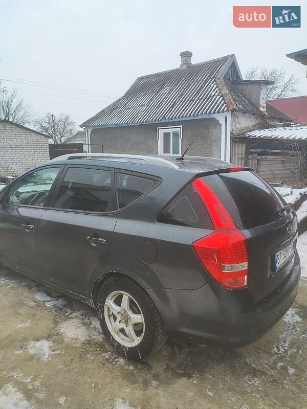 Универсал Kia Ceed 2011 в Великой Александровке фото 4 Универсал Kia Ceed 2011 в Великой Александровке