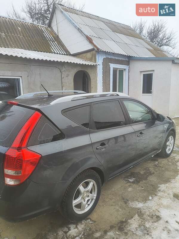 Универсал Kia Ceed 2011 в Великой Александровке фото 5 Универсал Kia Ceed 2011 в Великой Александровке